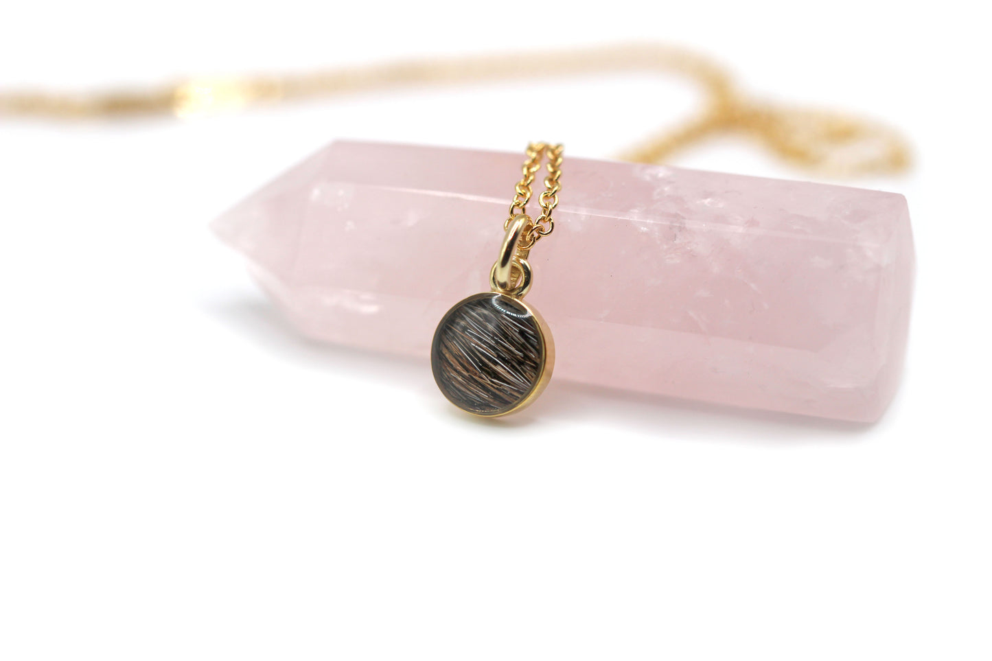 Esme Round Pendant