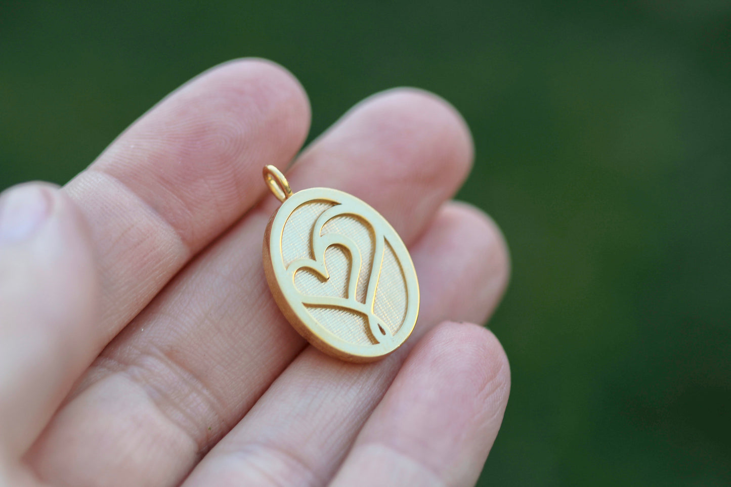 Belle Oval Pendant