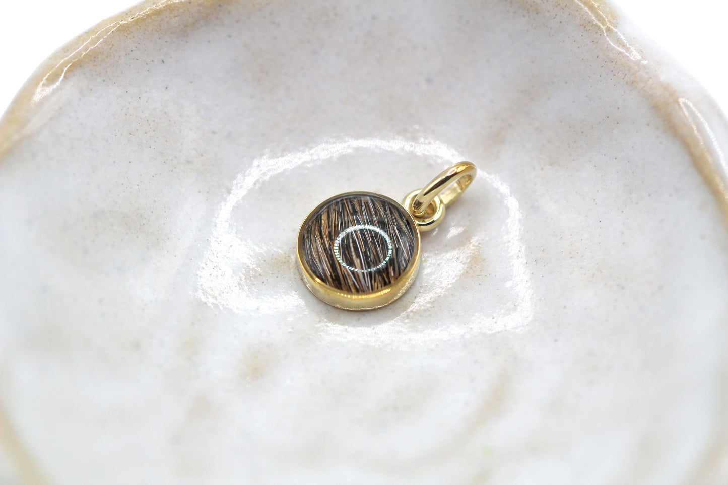 Esme Round Pendant